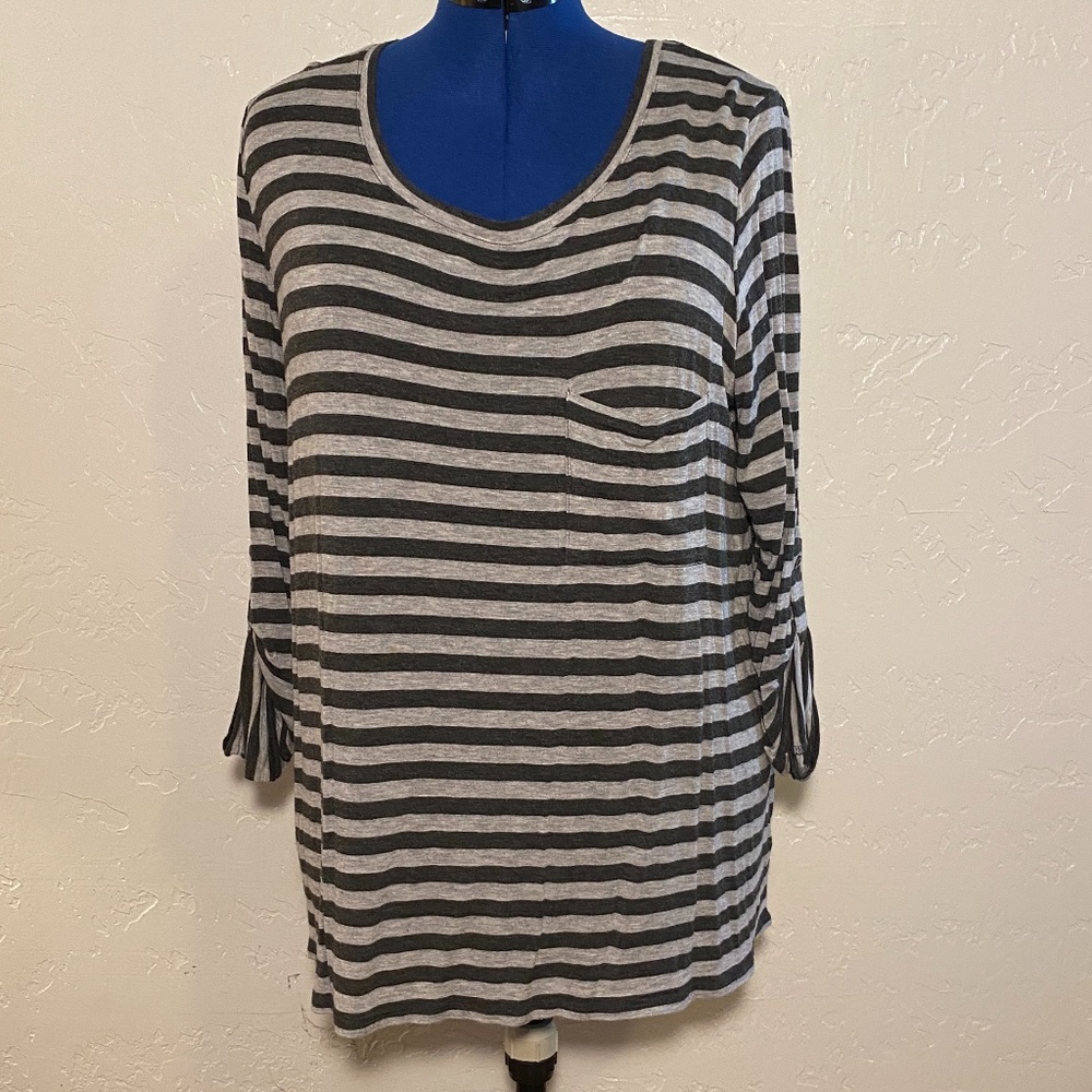 Zenana Signature blouse with pocket, size 2X.